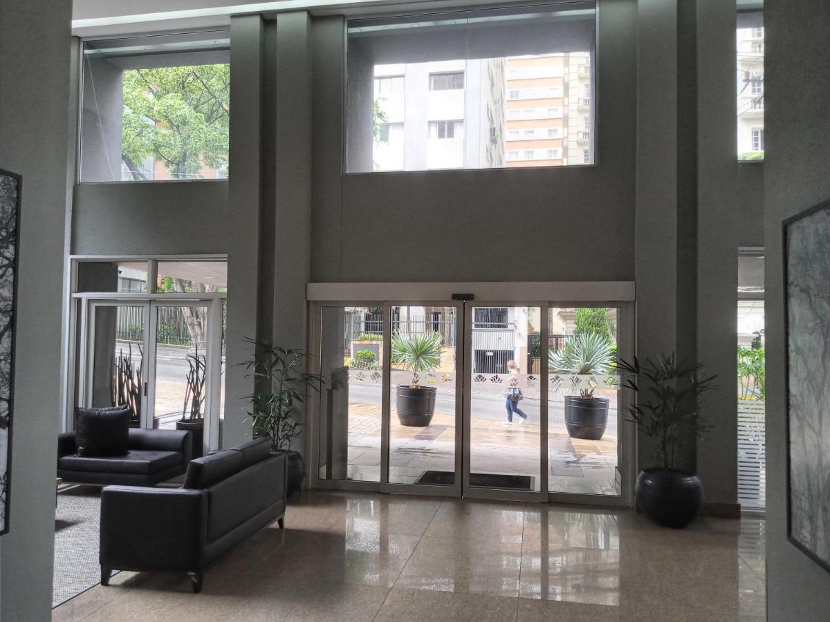 Flat Particular Em Hotel 4 Estrelas Av Paulista, Sao Paulo